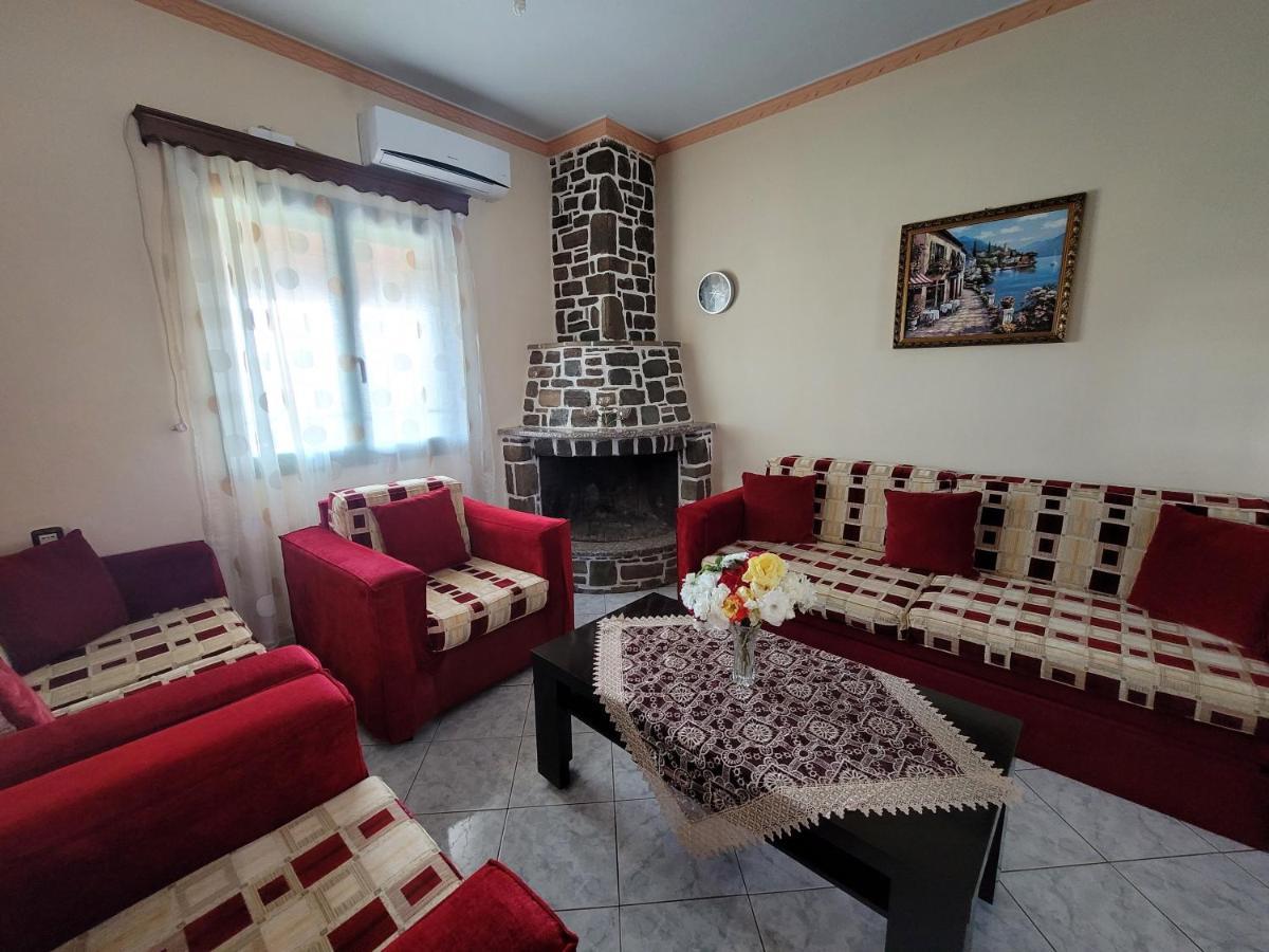 Petrefi Apartments Ксаміл Екстер'єр фото