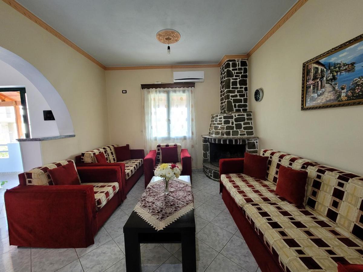 Petrefi Apartments Ксаміл Екстер'єр фото