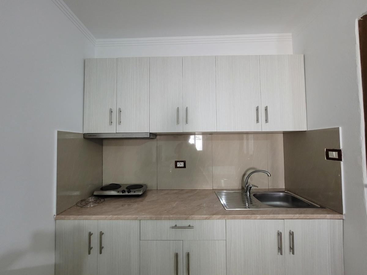 Petrefi Apartments Ксаміл Екстер'єр фото
