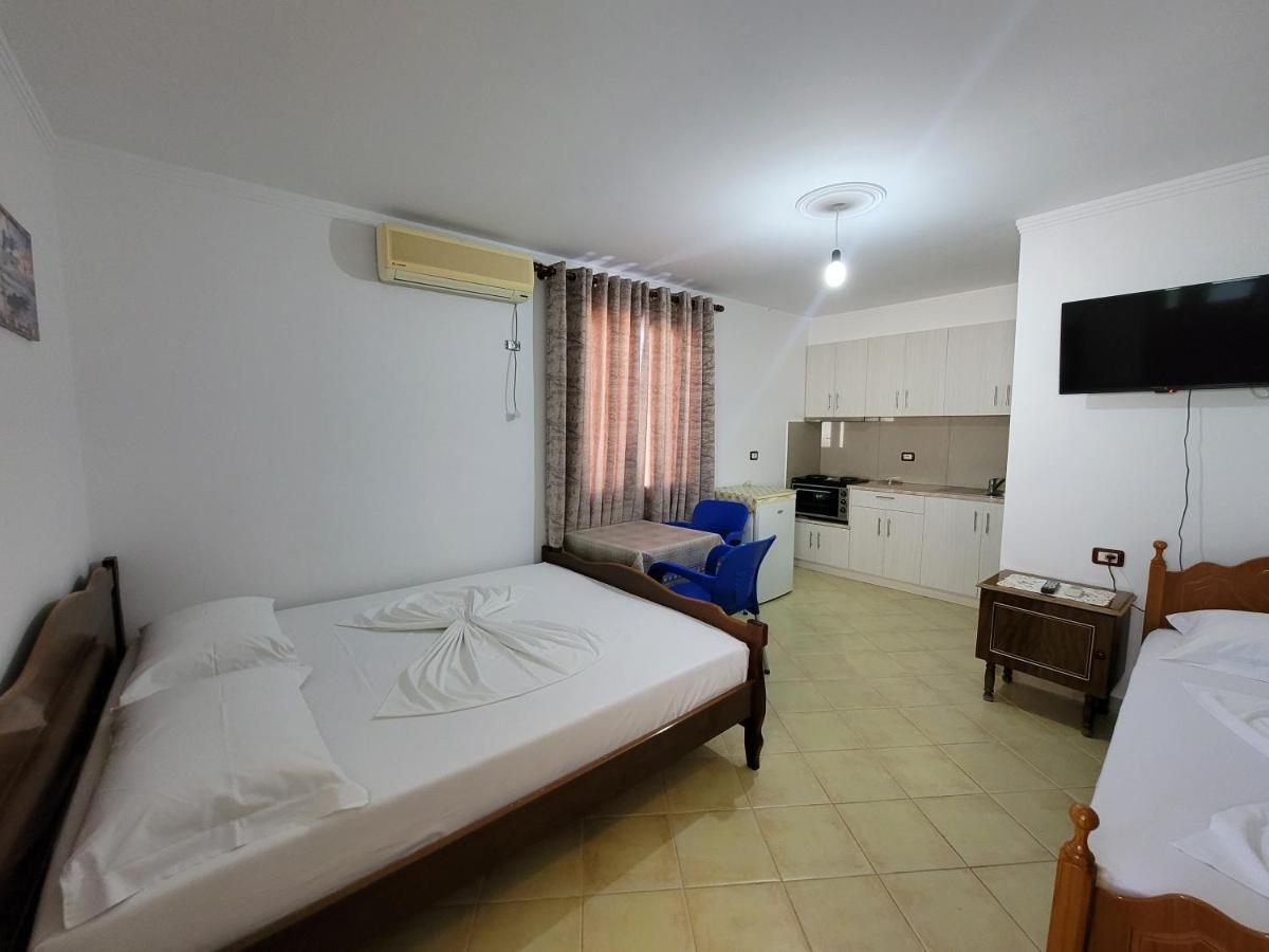 Petrefi Apartments Ксаміл Екстер'єр фото