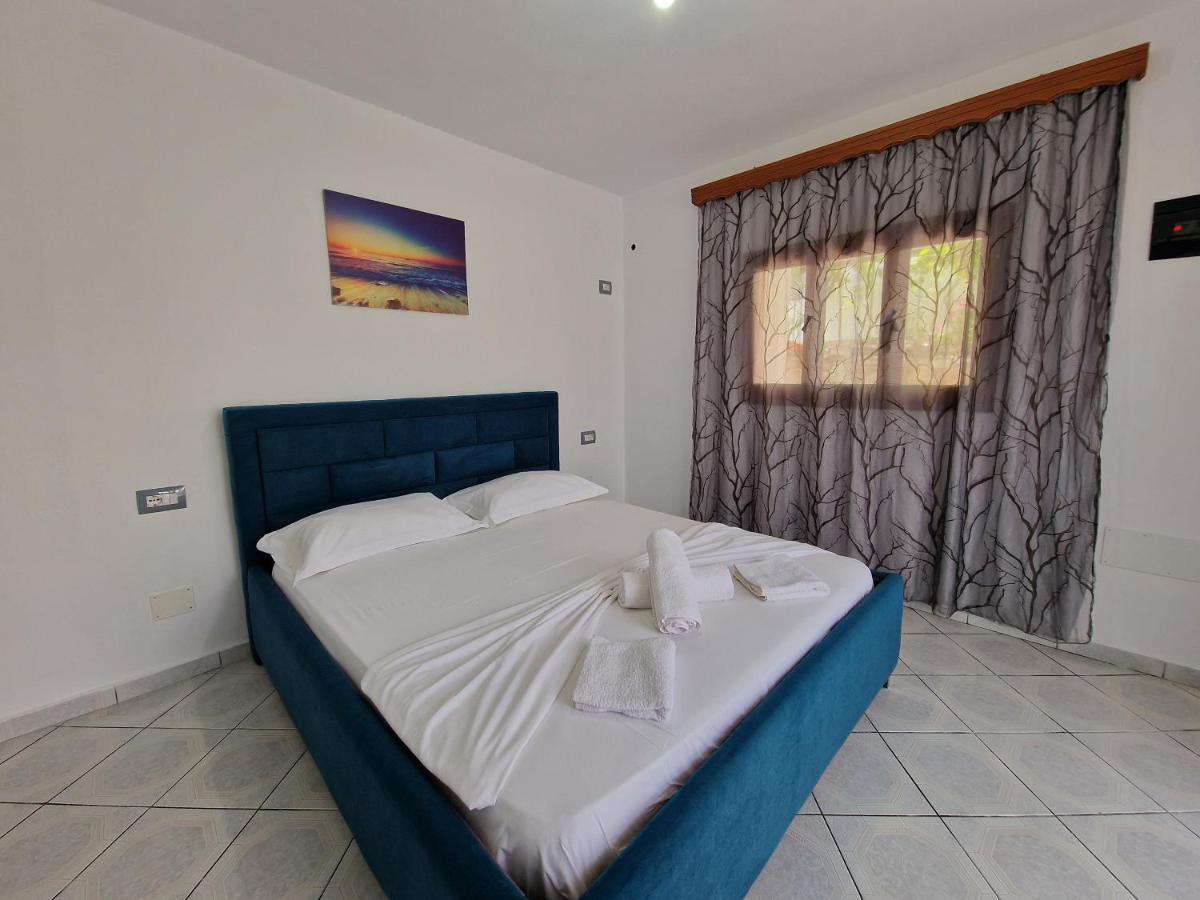 Petrefi Apartments Ксаміл Екстер'єр фото